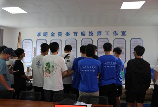 學(xué)習(xí)搶險工程，傳播治水理念