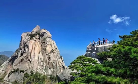 【暑期“三下鄉”】滁州學院學子赴潛山市旅游發展成就觀察實踐